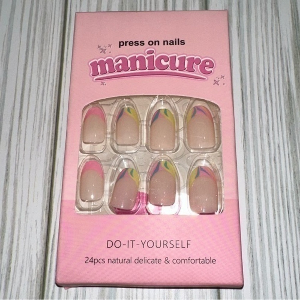 Pastel Barbie color press on nail kit new